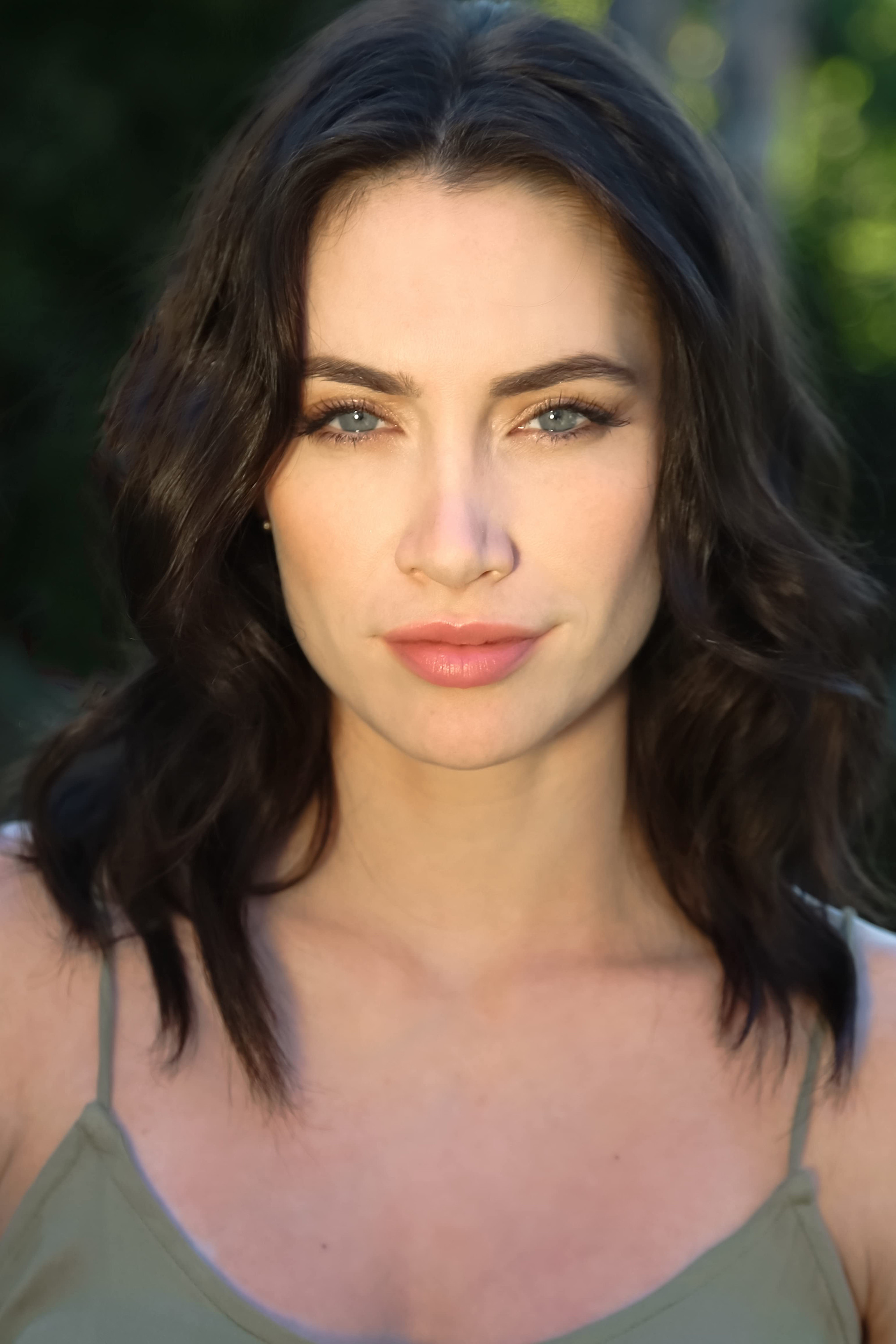 Lauren McFall backdrop