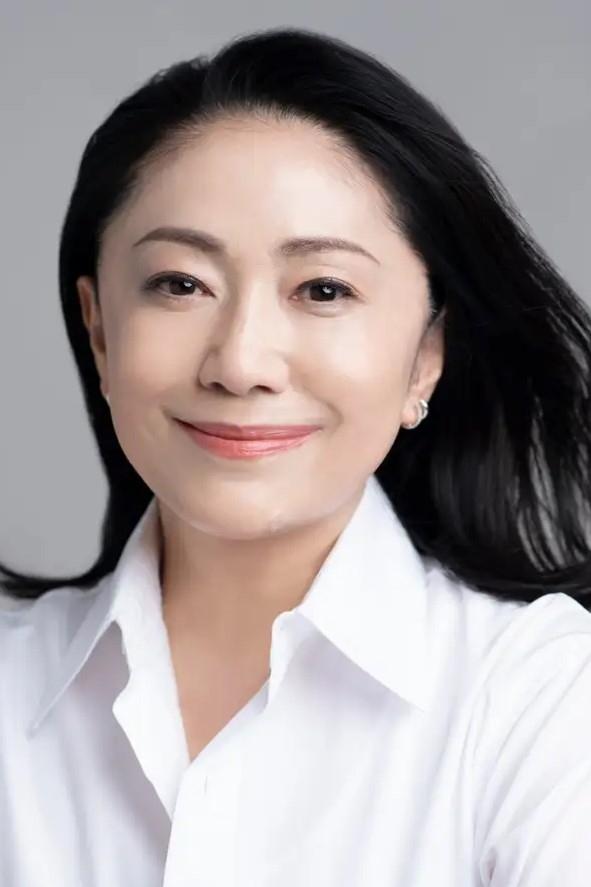 Sayuri Ishikawa backdrop