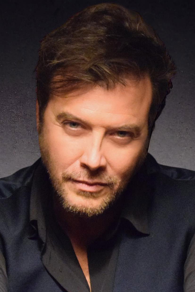 lambis livieratos backdrop