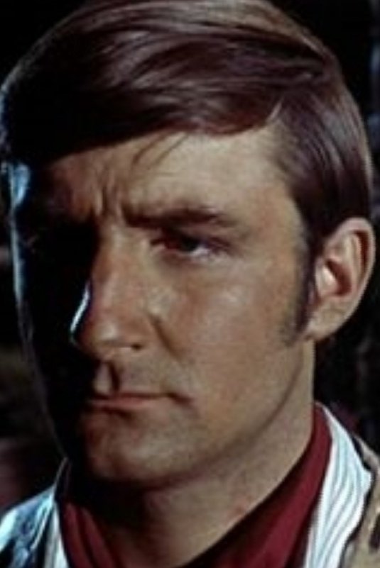 Bruno Carotenuto backdrop