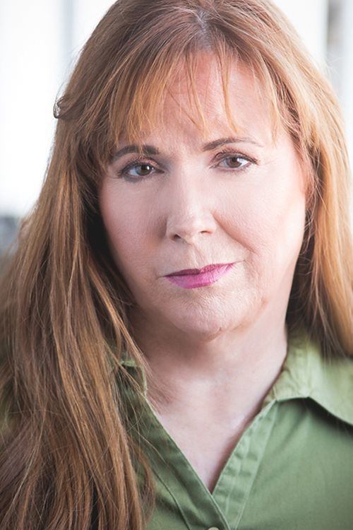 Teresa Duran-Norvick backdrop