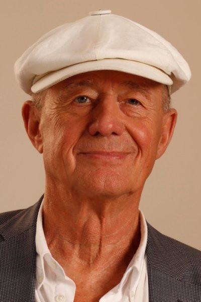 Anders Refn backdrop