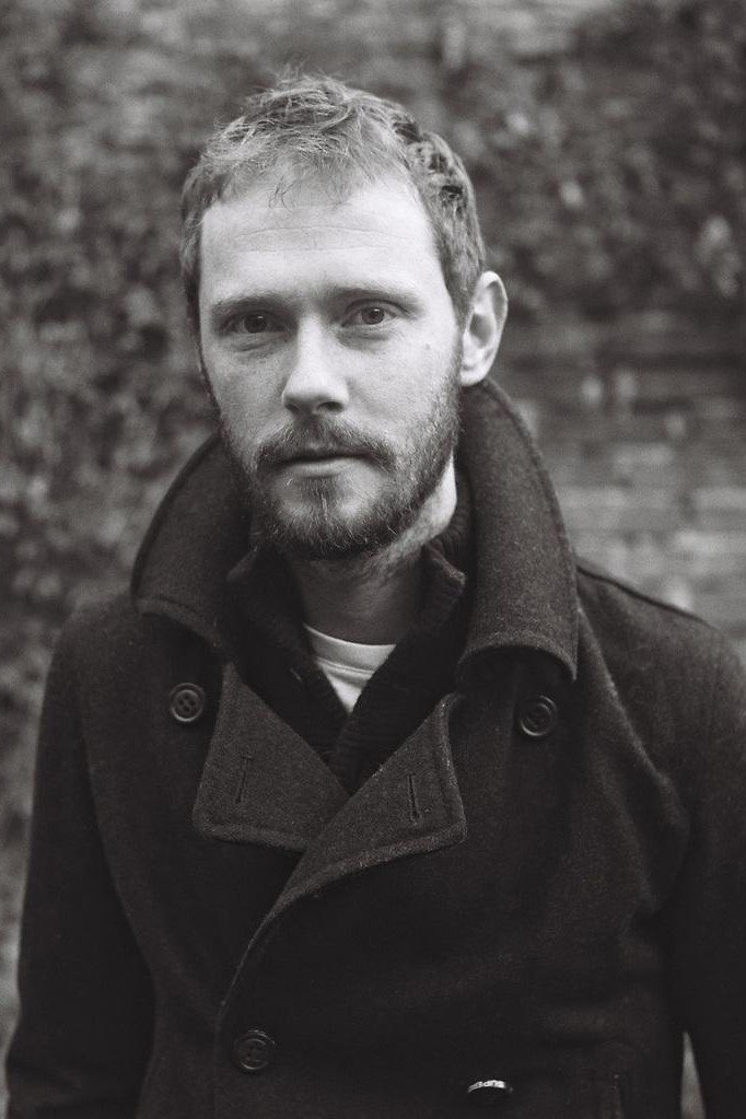 Just Philippot backdrop