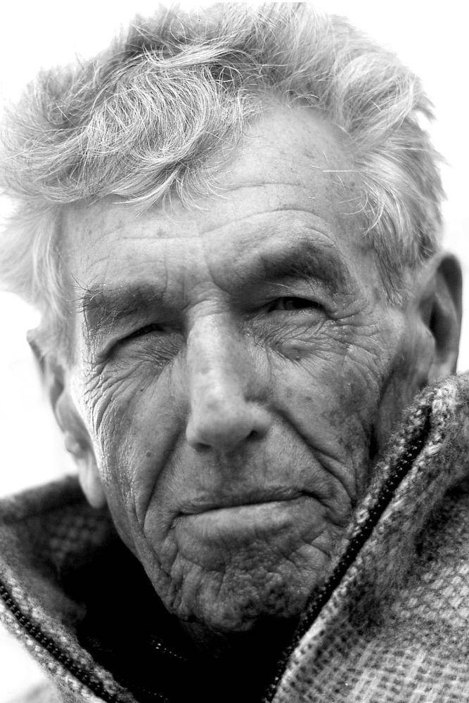 Geoff Stirling backdrop