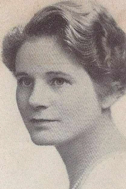 Madeline Brandeis backdrop