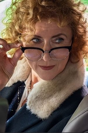 Tünde Szalontay backdrop