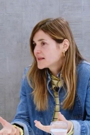 Desplanques Hélène backdrop