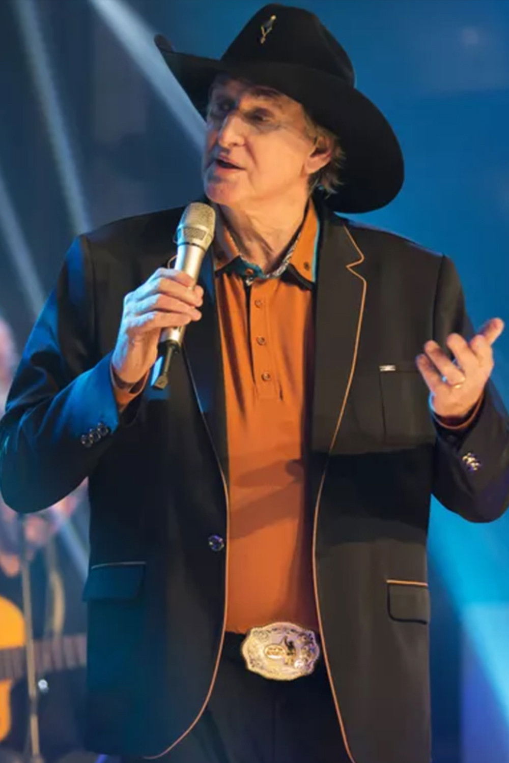 Sérgio Reis backdrop