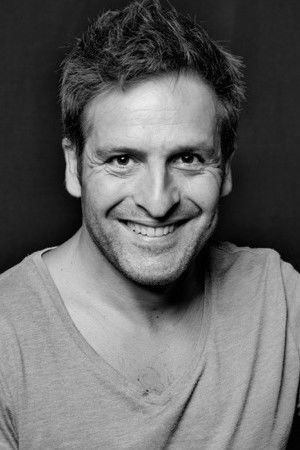 Angel Amieva backdrop