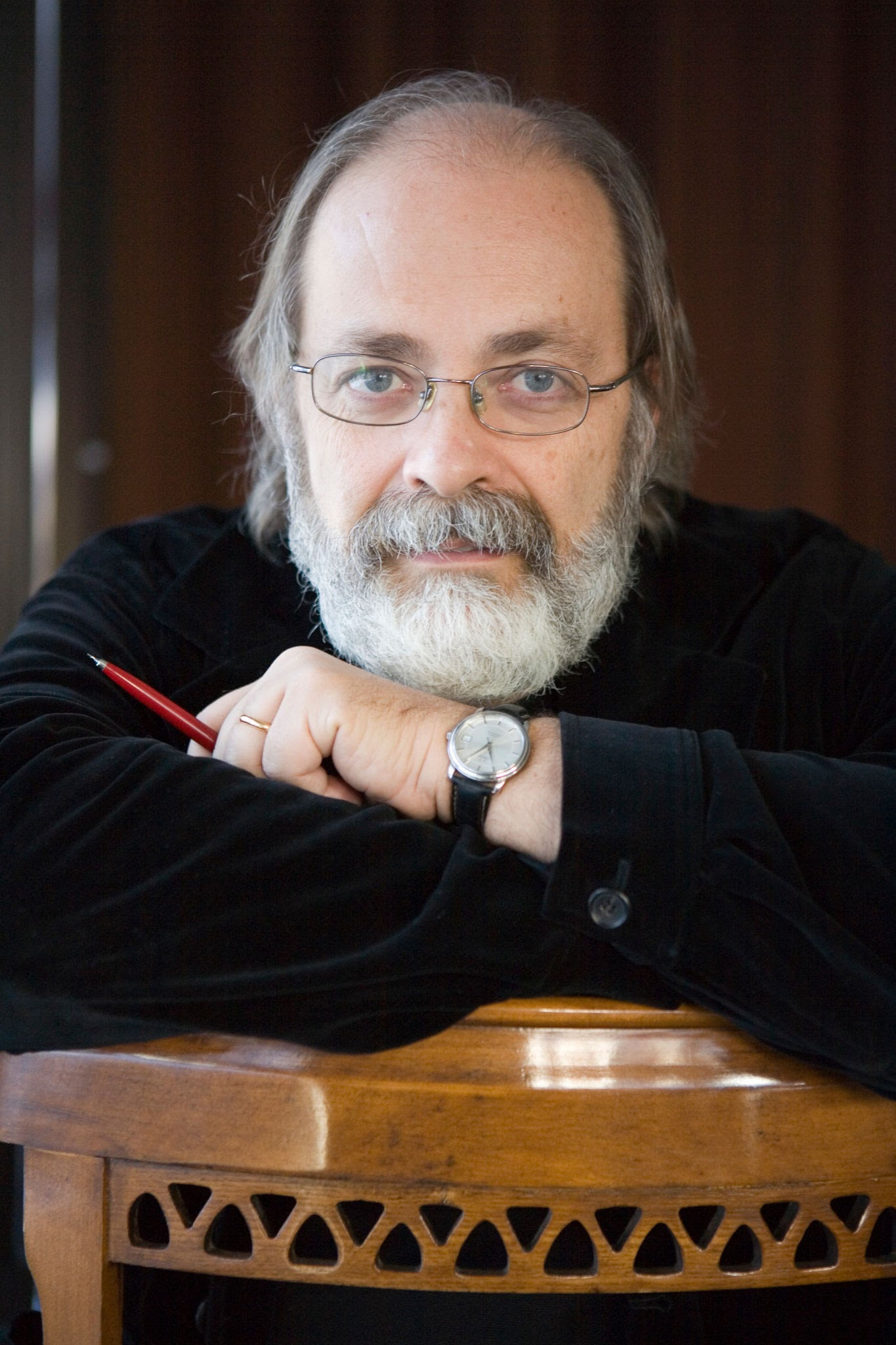 Marko Xhusti backdrop