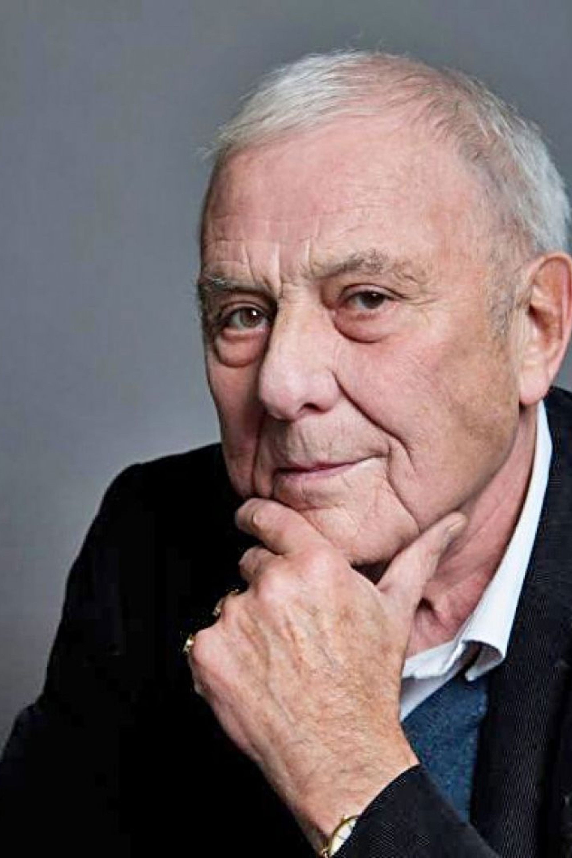 Philippe Sollers backdrop