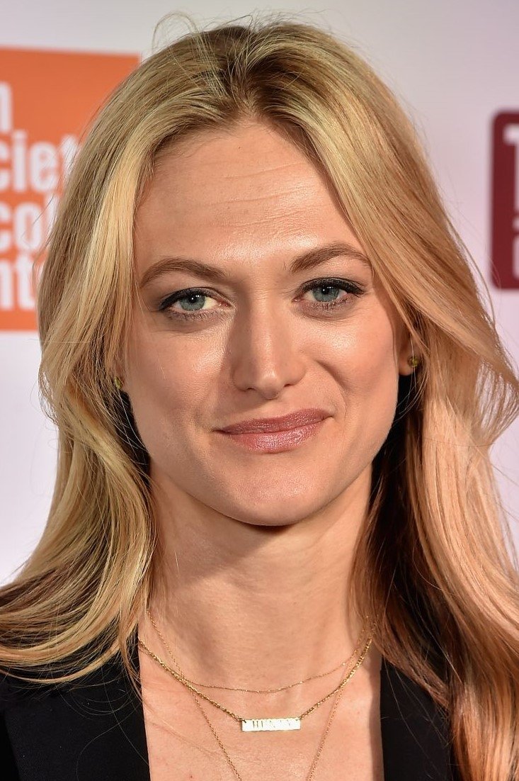 Marin Ireland backdrop