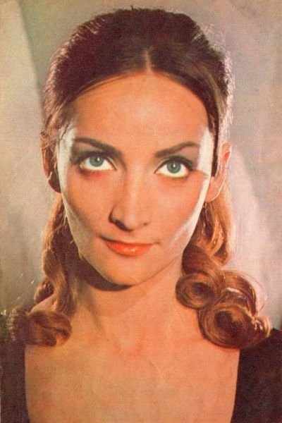 Elisabeta Jar backdrop