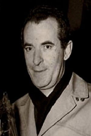 Grigoris Vafias backdrop