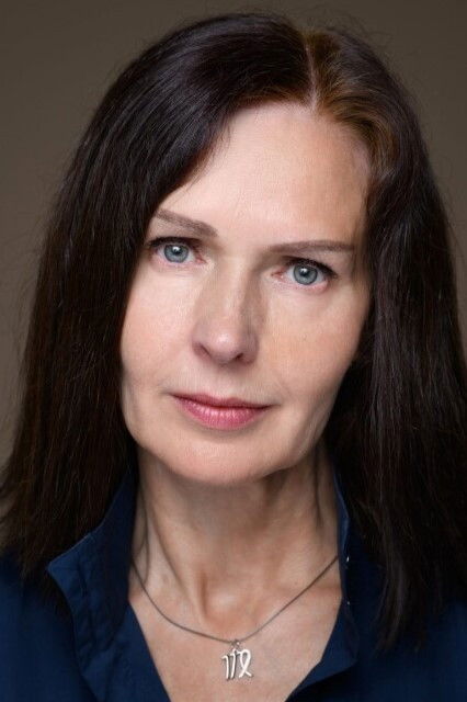 Elena Antipova backdrop