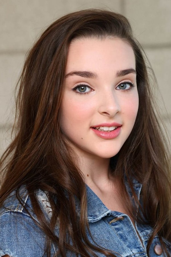 Kendall Vertes backdrop