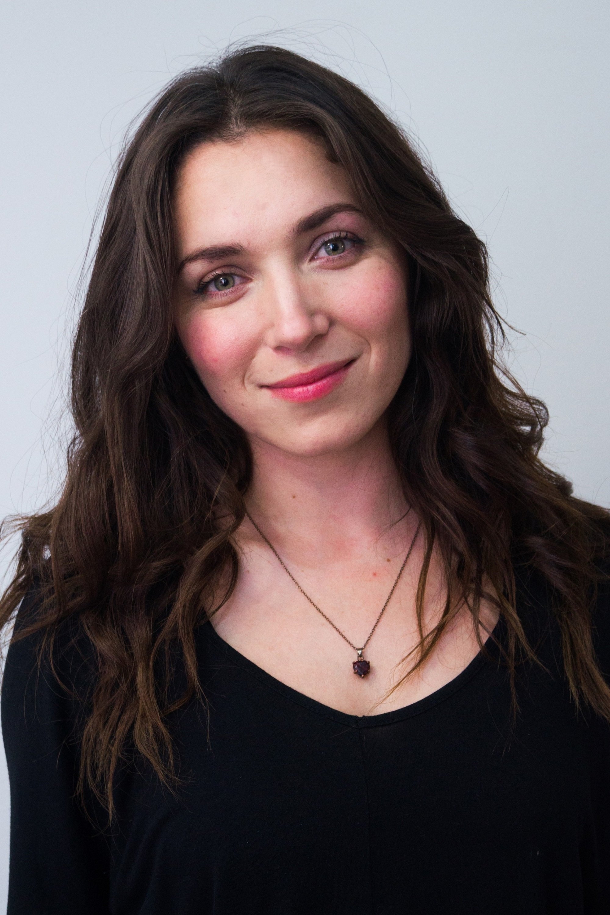 Alejandra Yáñez backdrop