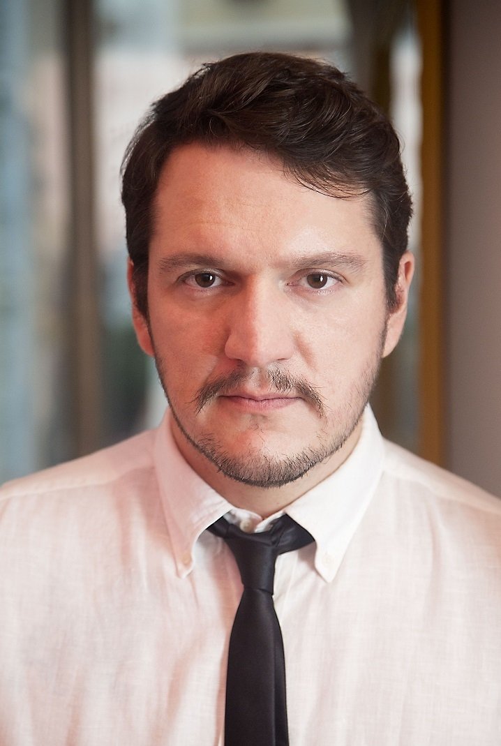 Ravel Cabral backdrop