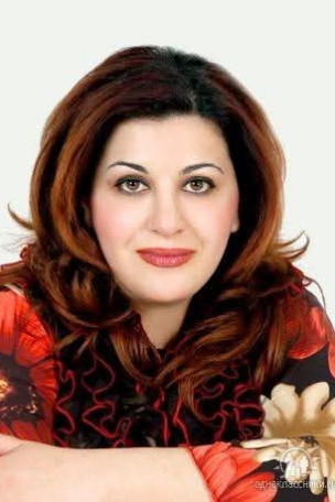 Armine Poghosyan backdrop