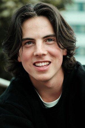 Amos Brotherus backdrop