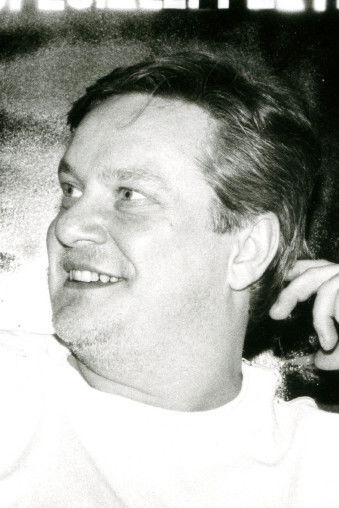 Hans Harnesk backdrop