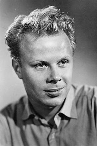 Dieter Perlwitz backdrop