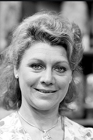 Bruni Heinke backdrop