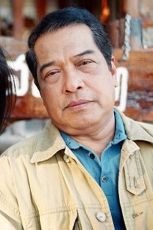 Pisan Akaraseranee backdrop