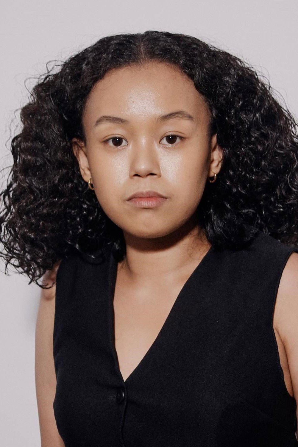 Uzziel Delamide backdrop