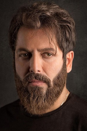 Amir Reza Delavari backdrop