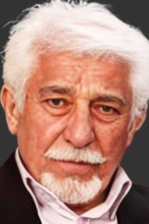 Hossein Maloomi backdrop