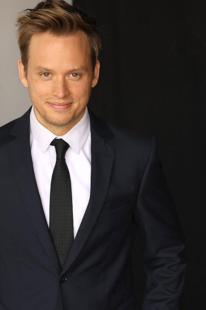 David Shea Henne backdrop