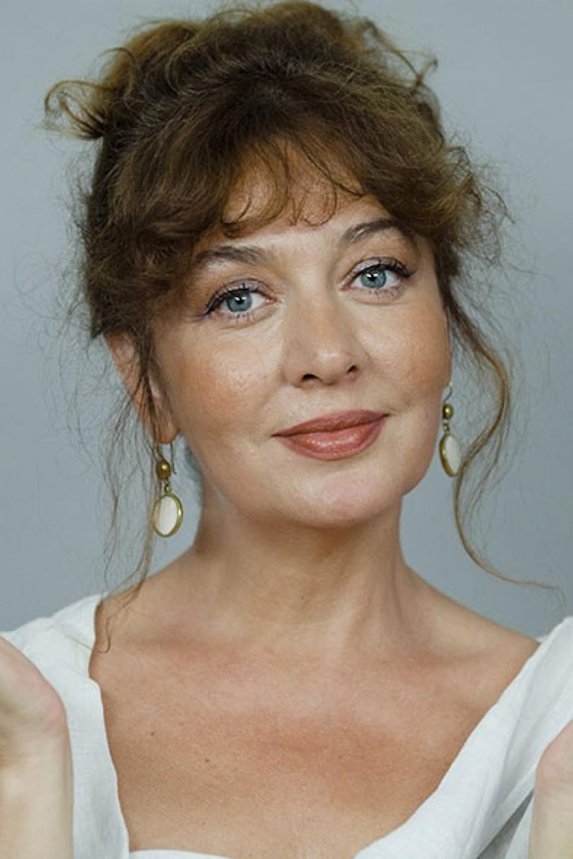 Sema Atalay backdrop