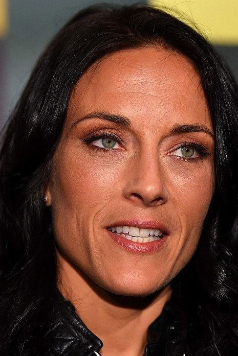 Valérie Létourneau backdrop