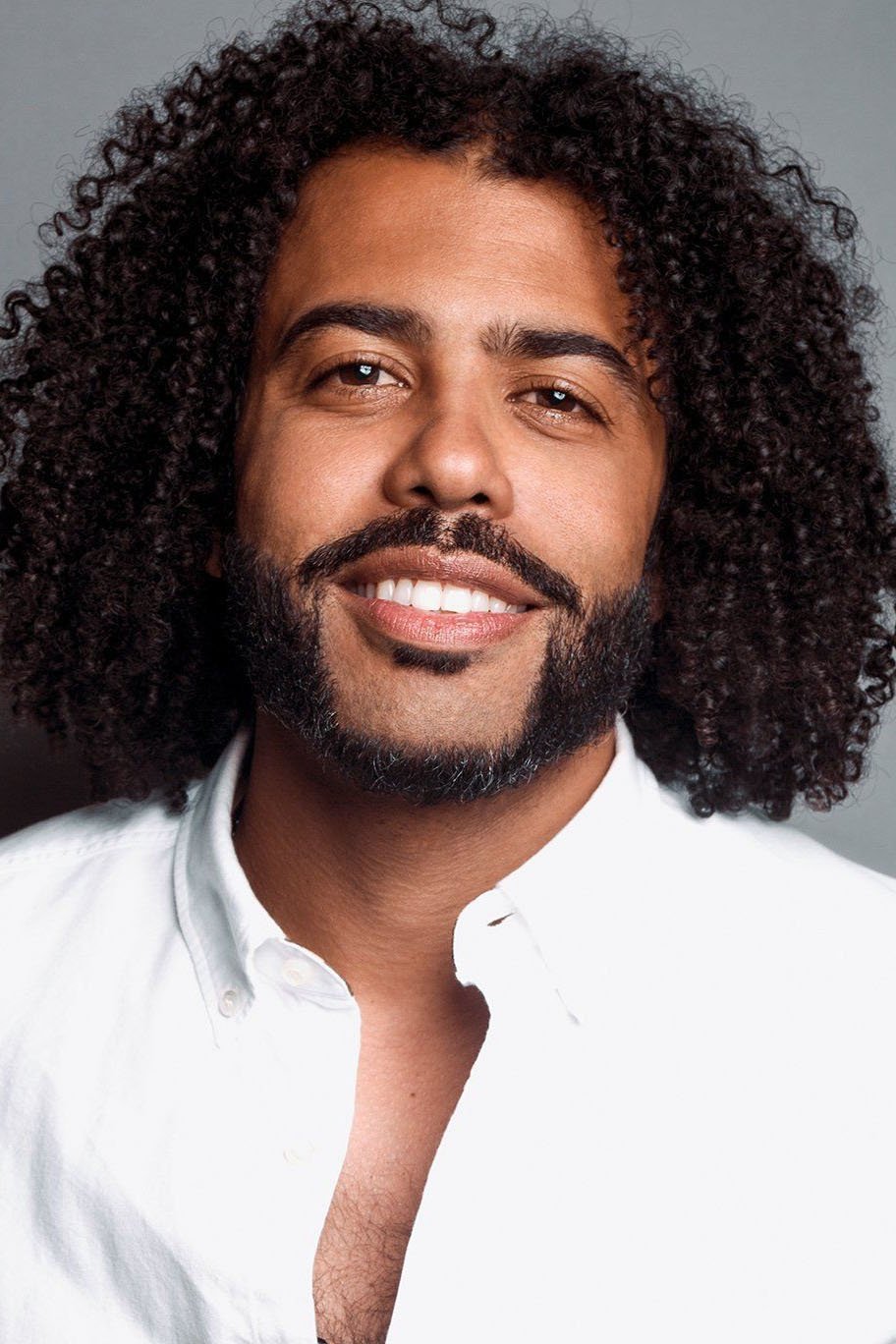 Daveed Diggs backdrop