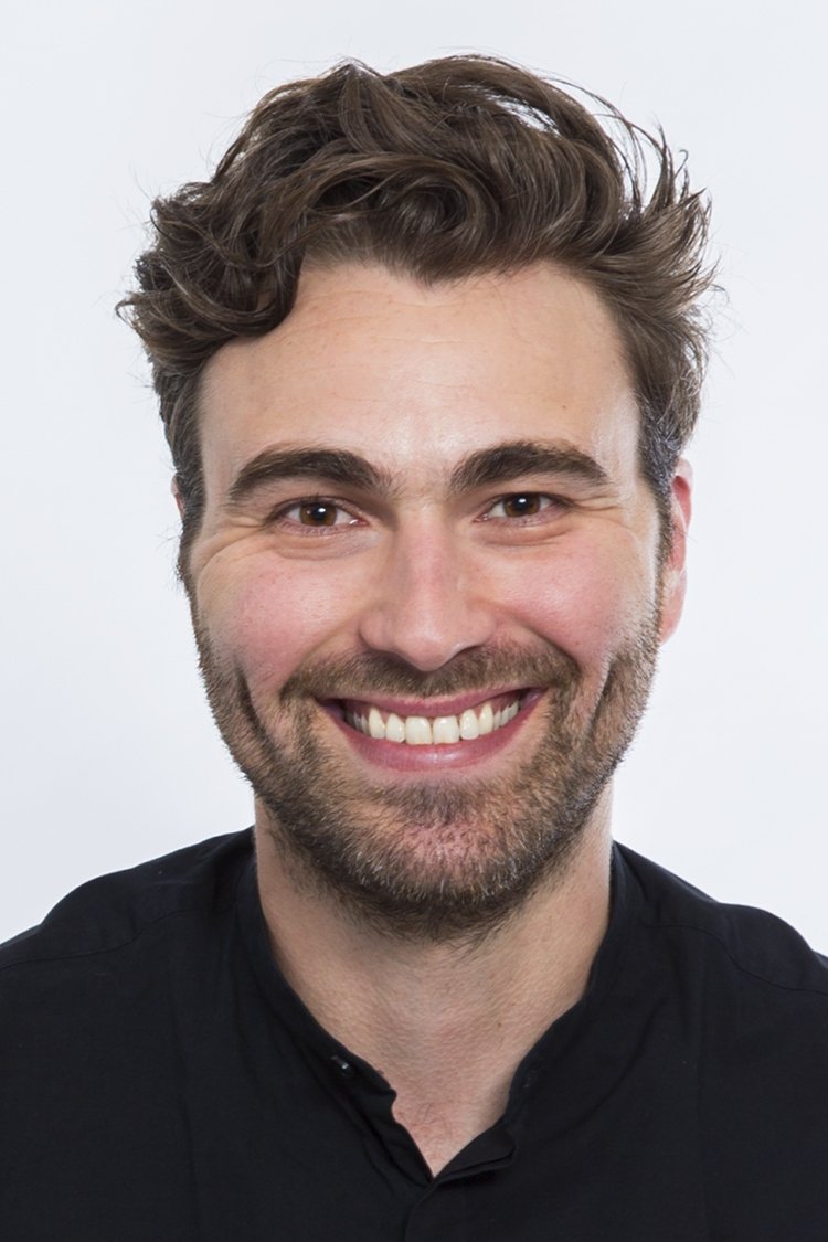 Simon Gouache backdrop