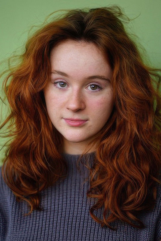 Holly Howden Gilchrist backdrop