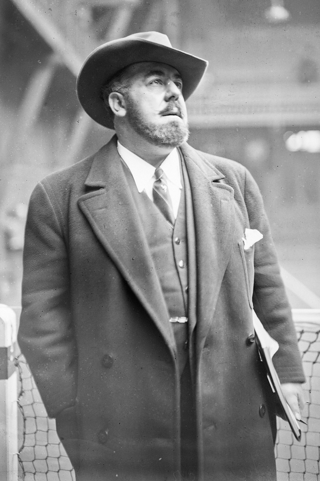 Nicolas Redelsperger backdrop