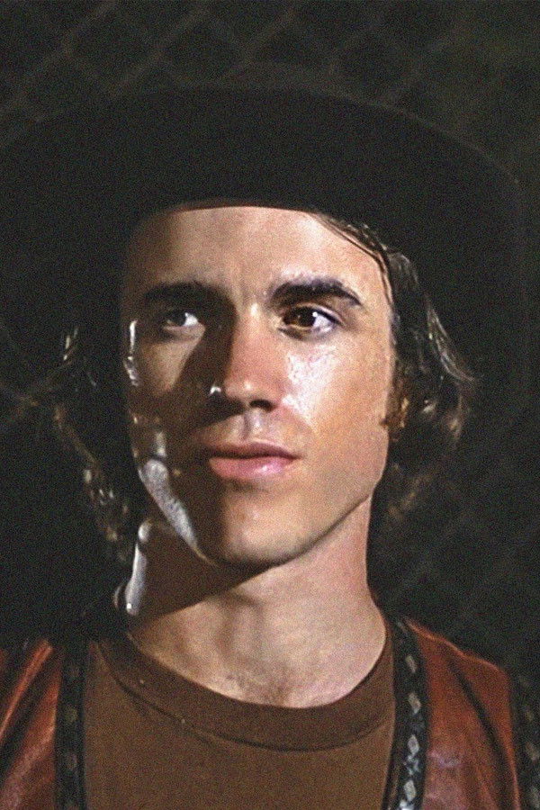 Tom McKitterick → Tom Mëkitërik backdrop