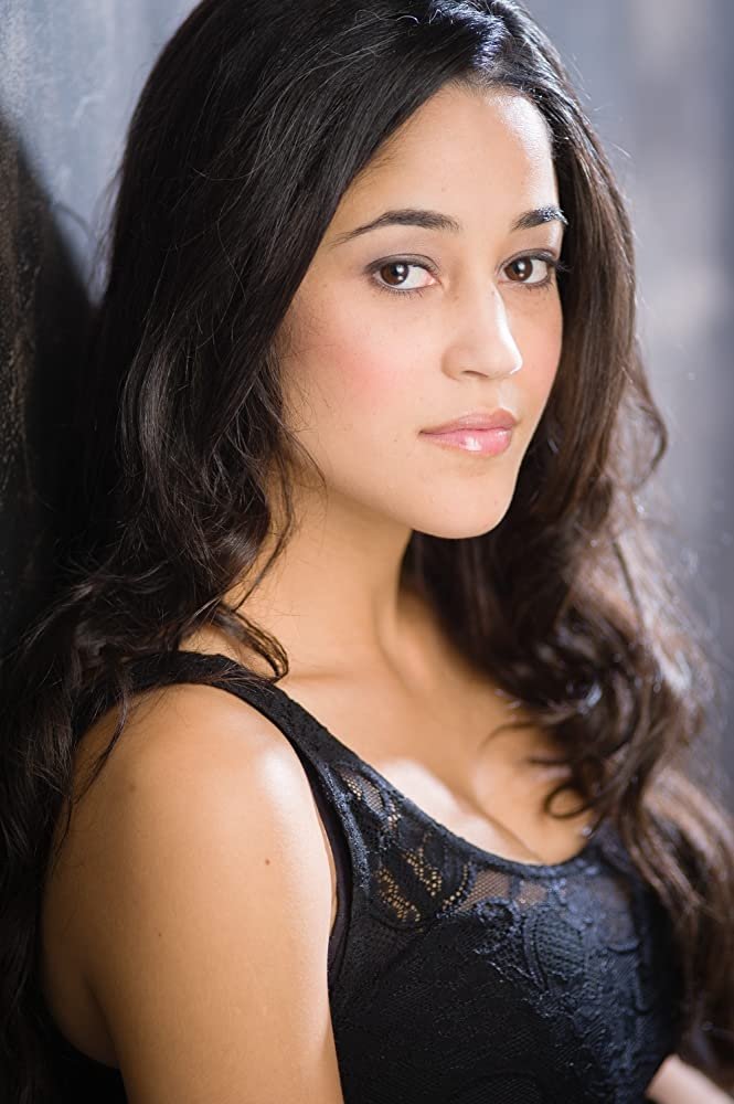 Merren McMahon backdrop