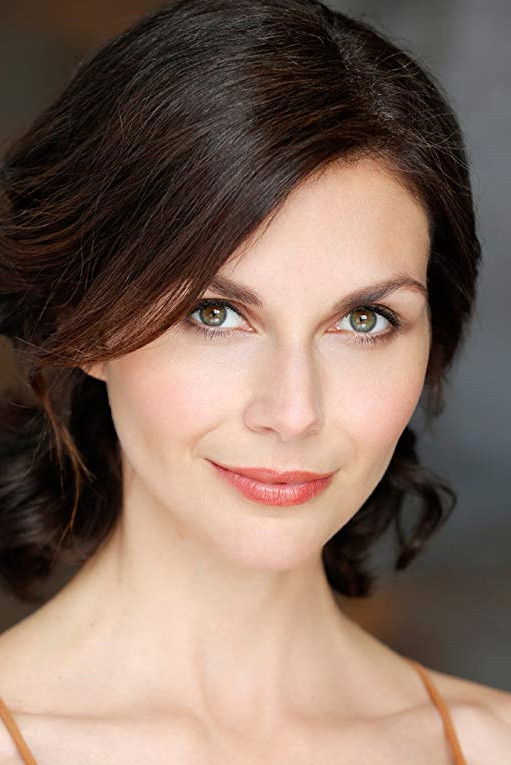 Ceri Bethan backdrop