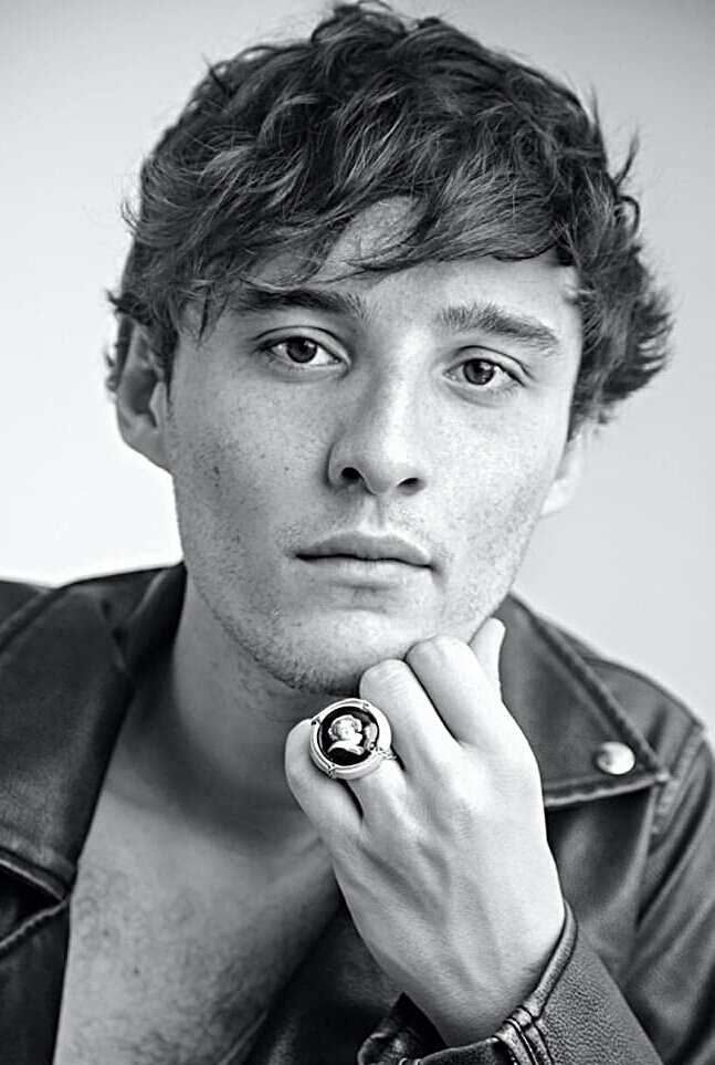 Mauro Sánchez Navarro backdrop