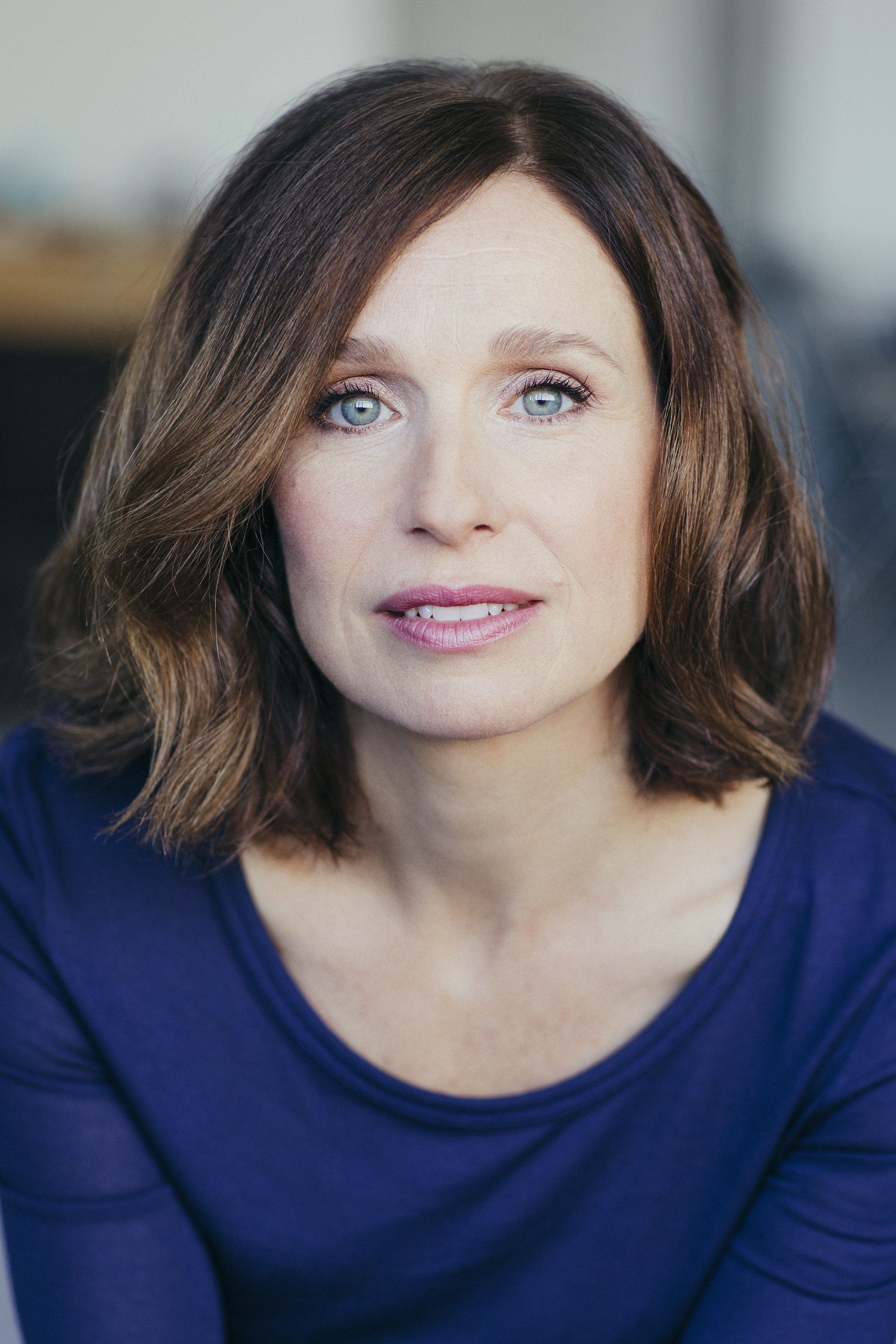 Lynda Johnson backdrop