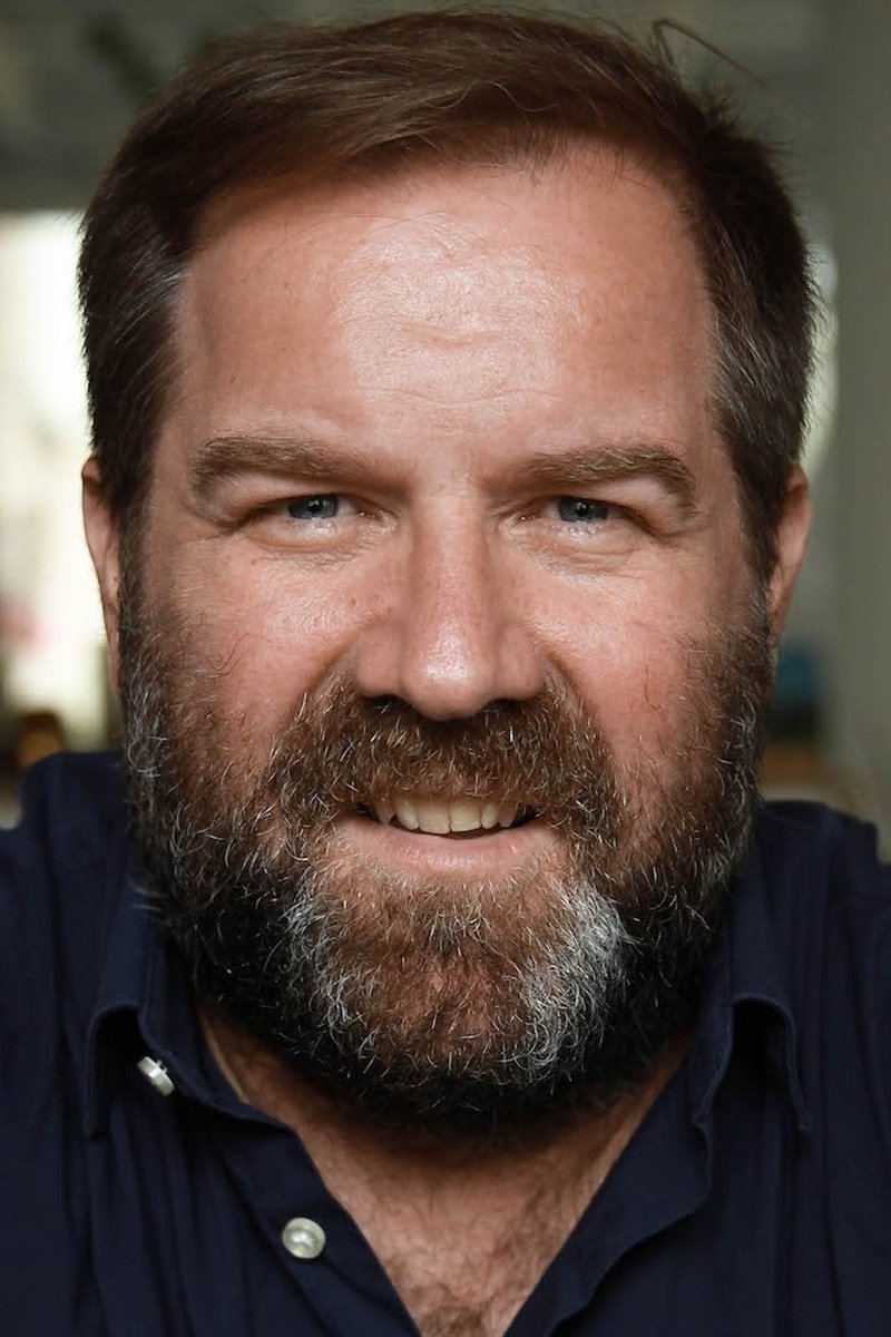 Sébastien Faglain backdrop