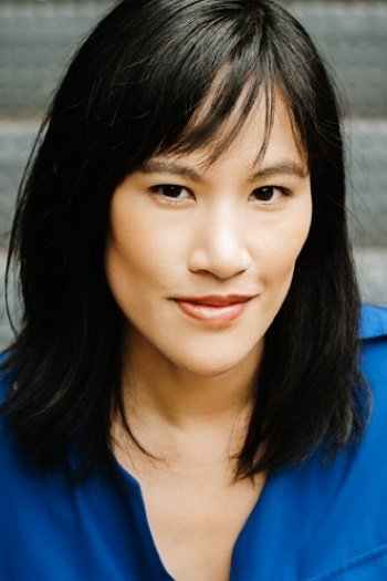 Donna Soares backdrop