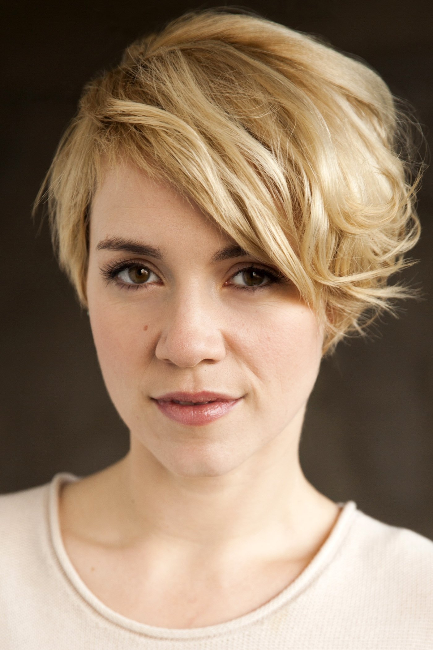 Alice Wetterlund backdrop