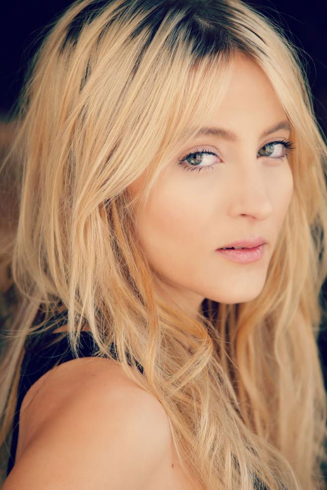 Magen Mattox backdrop