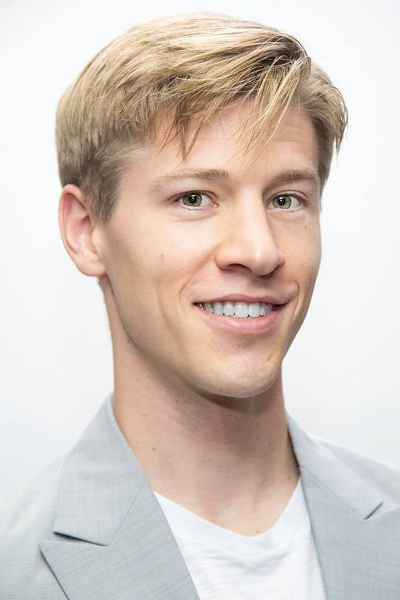 Tino Notarianni backdrop