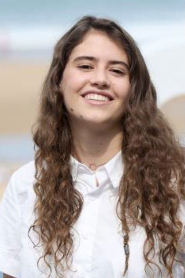 Candela Recio backdrop