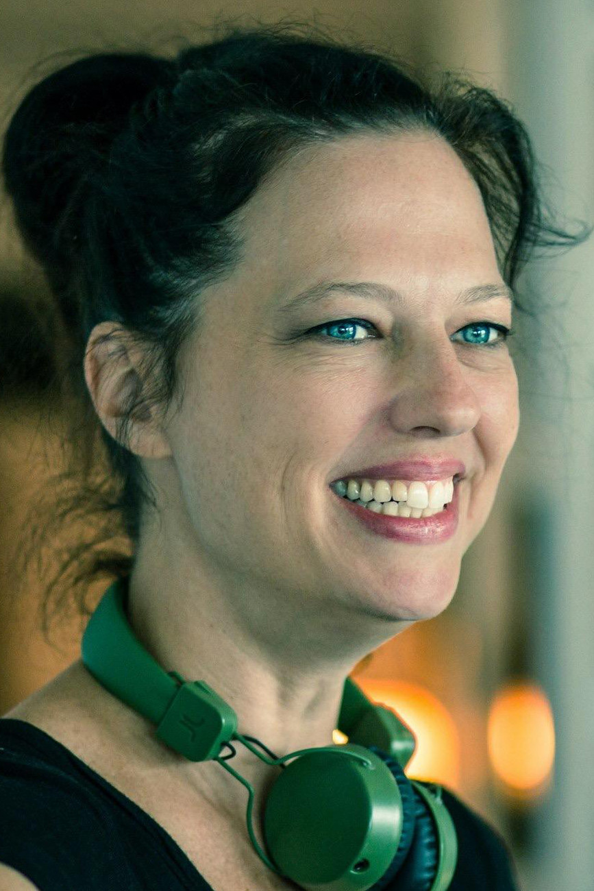 Sophie Lambert backdrop